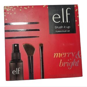 NWOT E.L.F. 5 Piece Brush Set with Brush Cleaner Merry & Bright
